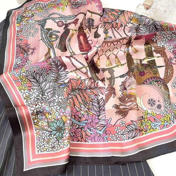 100% Pure Mulberry Silk Square Scarf 26"x26" Women Neckerchief Headscarf Gift Pa - Picture 4 of 6